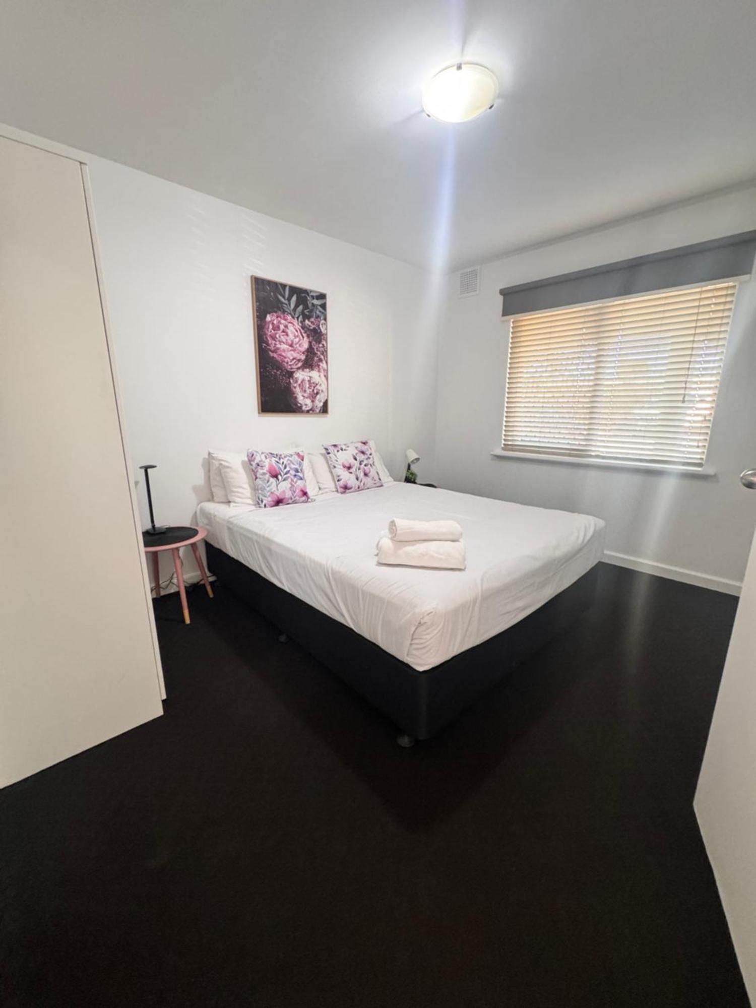 Apartment 13 Perth Bagian luar foto
